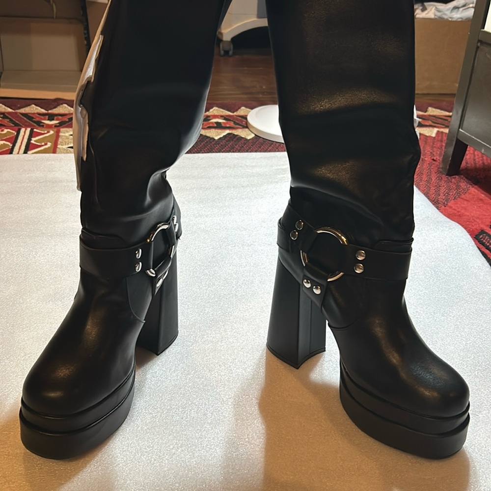 Biker harness platform boots. Adjustable shaft. Size 11. NIB